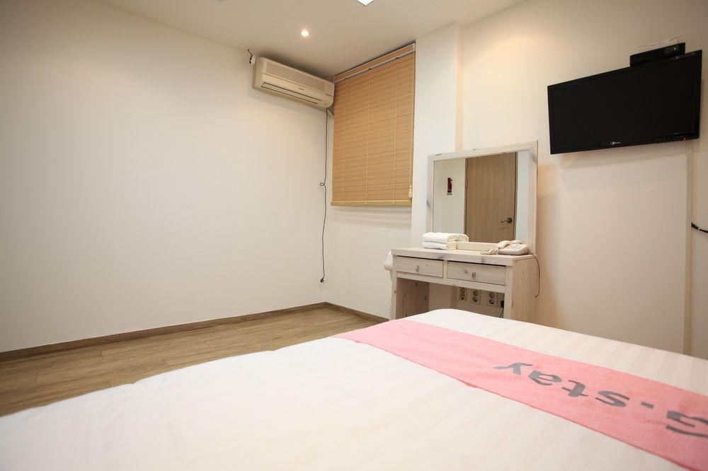 Must Stay Séoul Extérieur photo